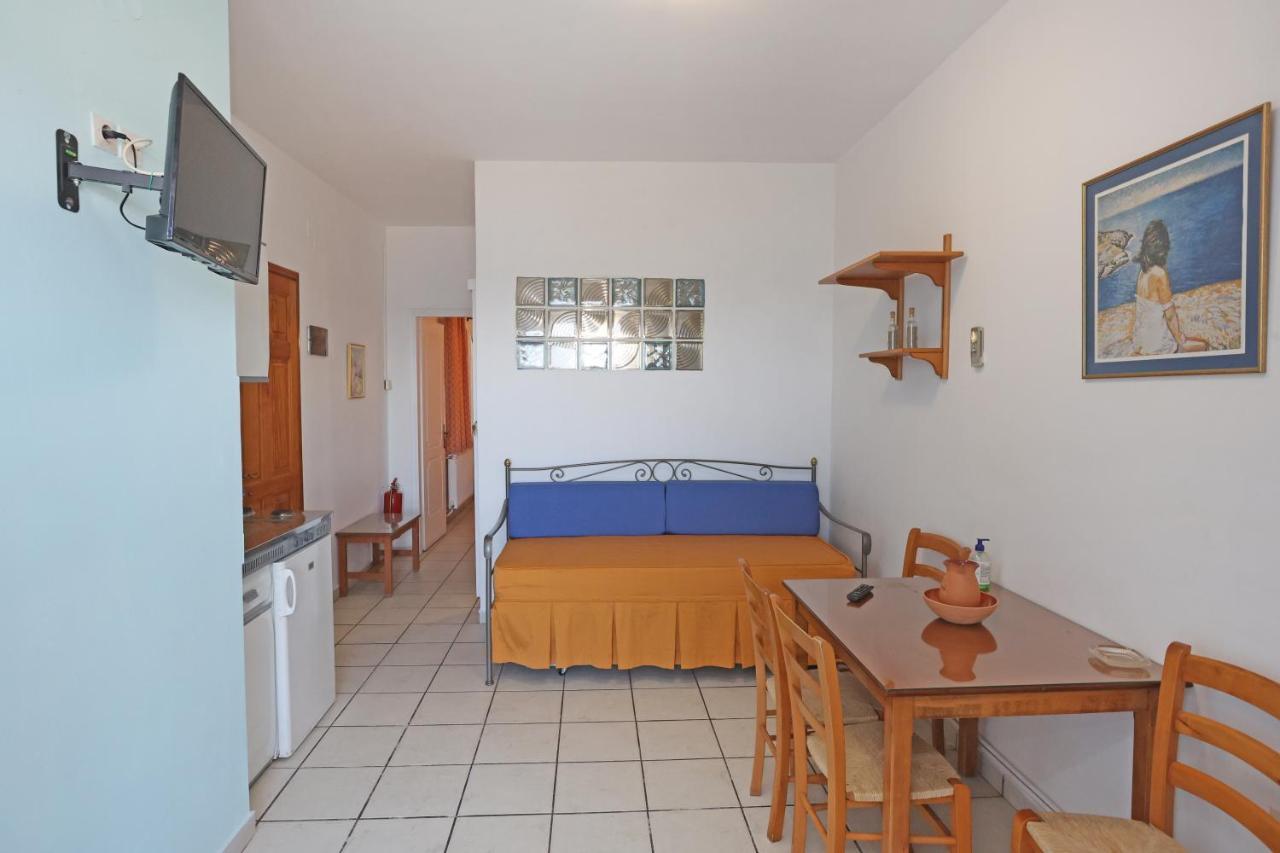 Dias Studios Azolimnos Buitenkant foto
